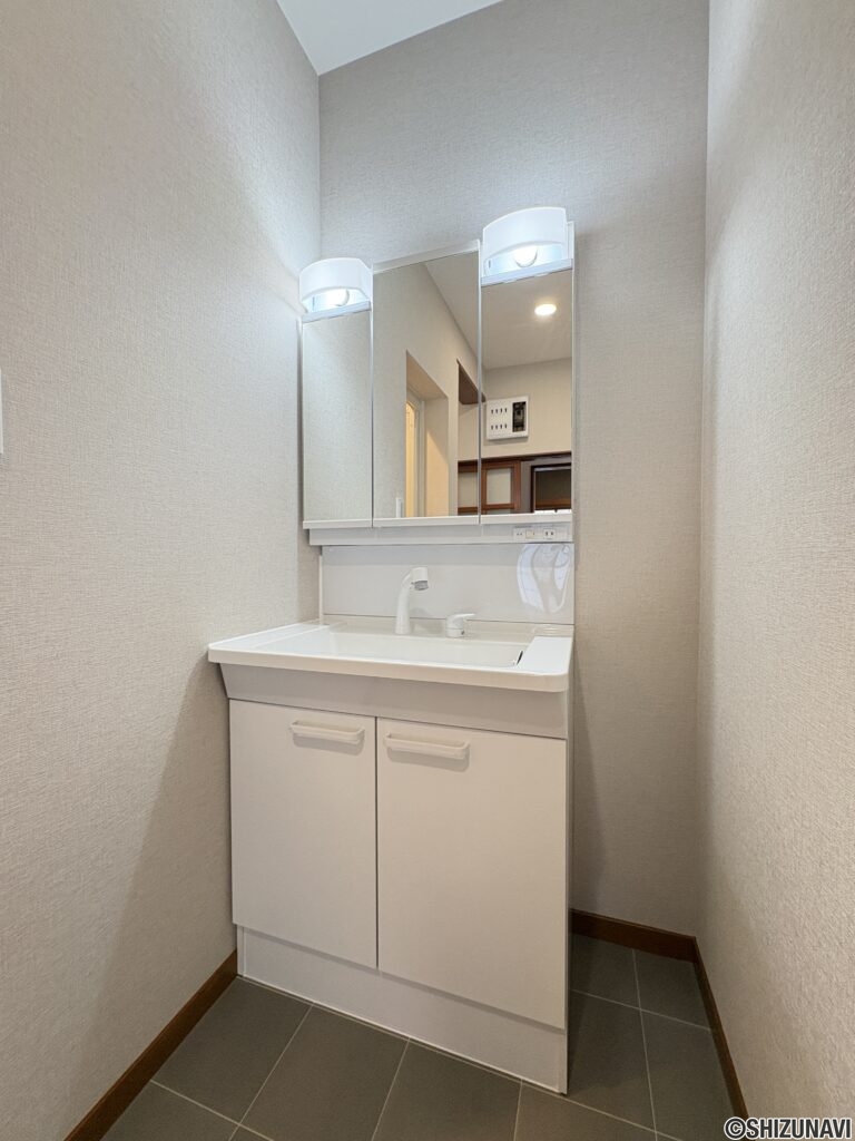 藤枝市旭が丘　リフォーム済中古住宅♪の画像