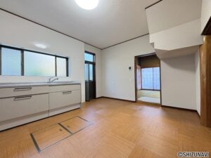 藤枝市旭が丘　リフォーム済中古住宅♪の画像