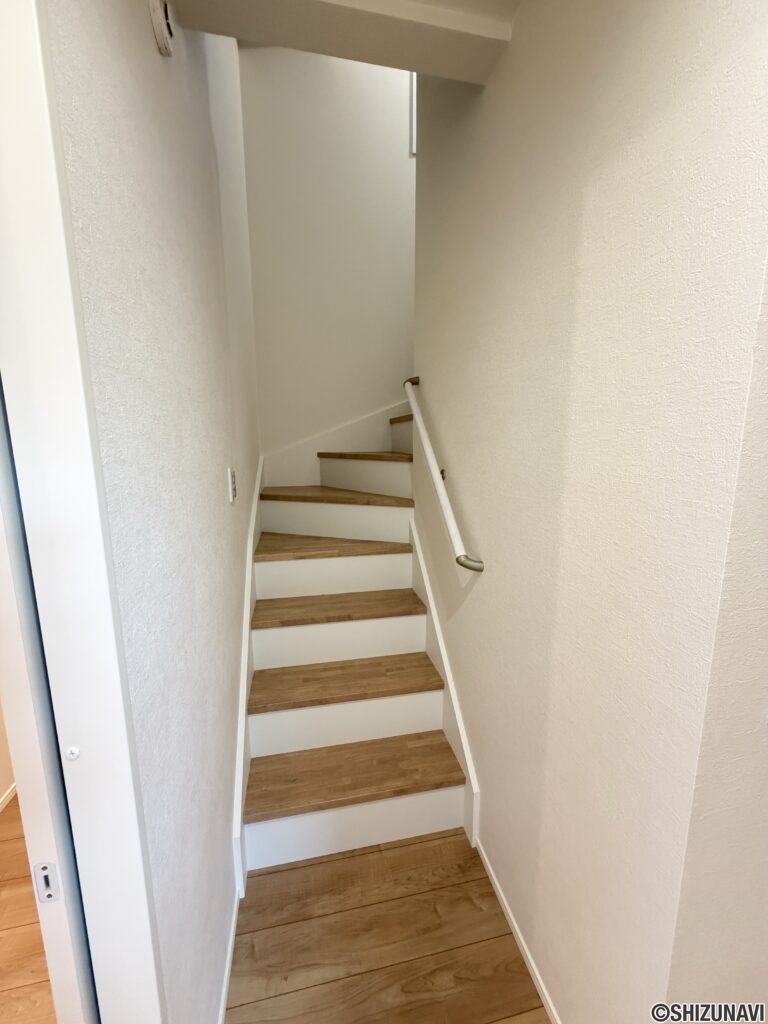 1階階段