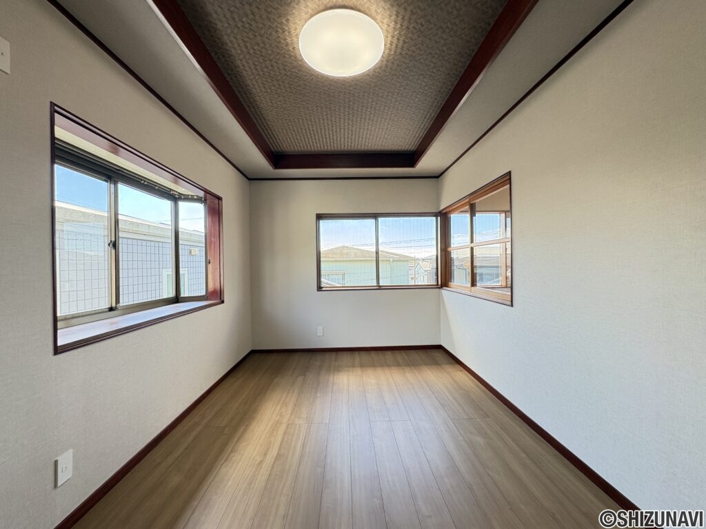 藤枝市旭が丘　リフォーム済中古住宅♪の画像