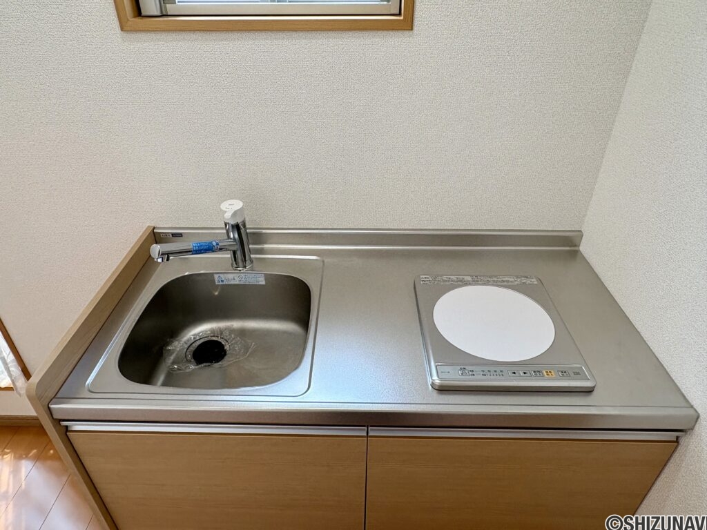 ミニキッチンは未使用です。ちょっとした調理もできます。