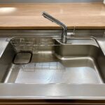 ステンレスシンクです。クリーニング済みです。