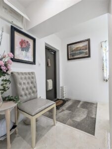 ハイコーポ狐ヶ崎　玄関