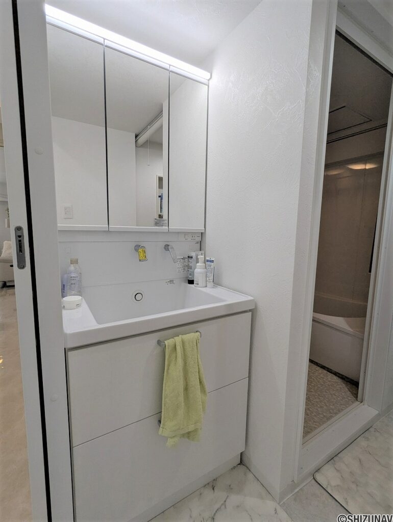 ハイコーポ狐ヶ崎　洗面室