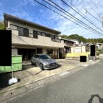 【駐車場】お車は並列で4台駐車可能です。