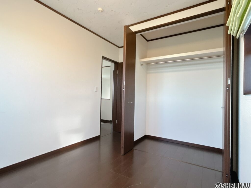 【2階洋室（3）5帖】