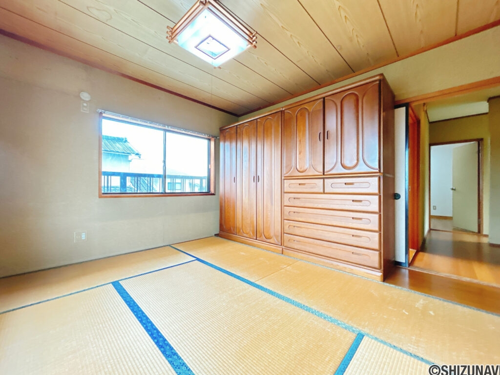【リフォーム前/2階和室6帖】