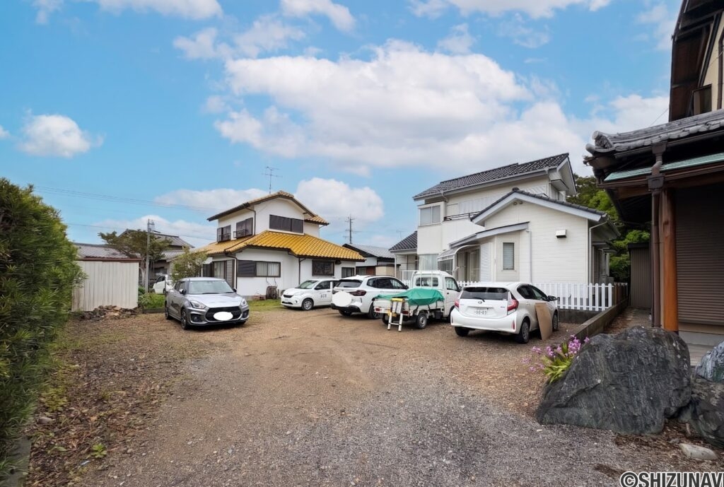 空き家買取専科　大東町　　駐車場
