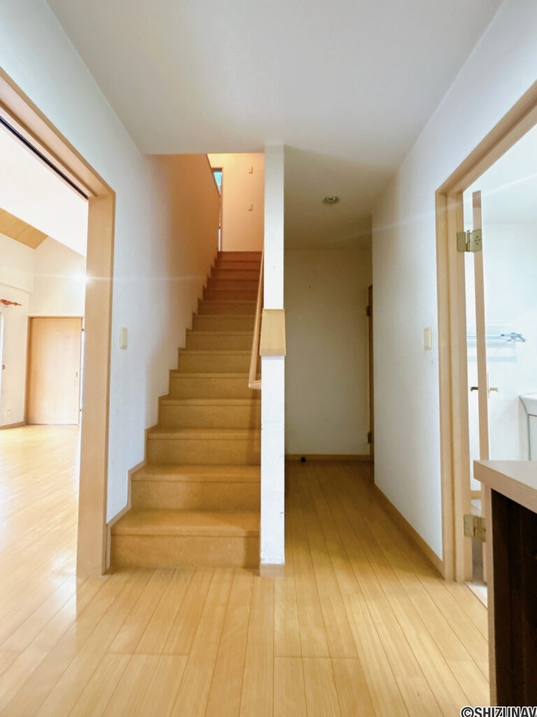 【玄関ホール】