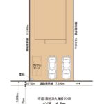 前面道路はひろびろ9m　車道と歩道がわかれているので安心♪