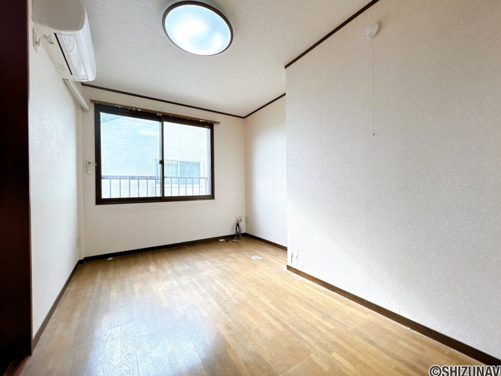 【2階洋室（1）6帖】
