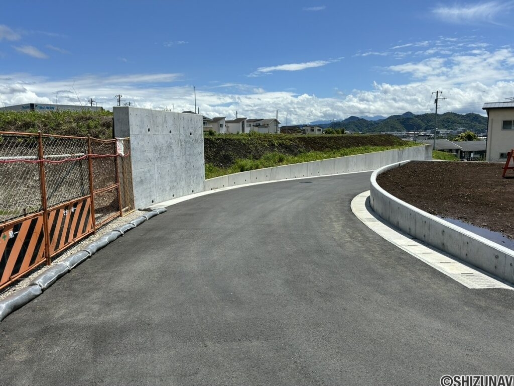 沼津市岡宮　売り土地　外観