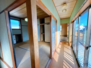 カチタス　すみれ台2丁目　廊下