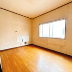 【2階洋室真ん中6帖】