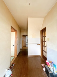 【リフォーム前/1階廊下】