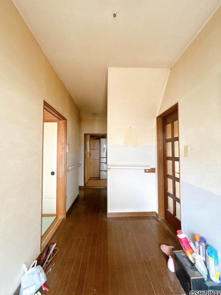 【リフォーム前/1階廊下】
