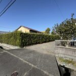 空き家買取専科　大東町　敷地入り口