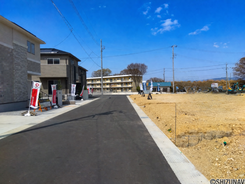 前面道路(南→北)