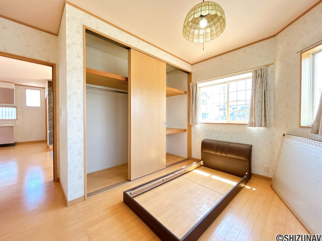 【洋室（2）6.25帖】別角度