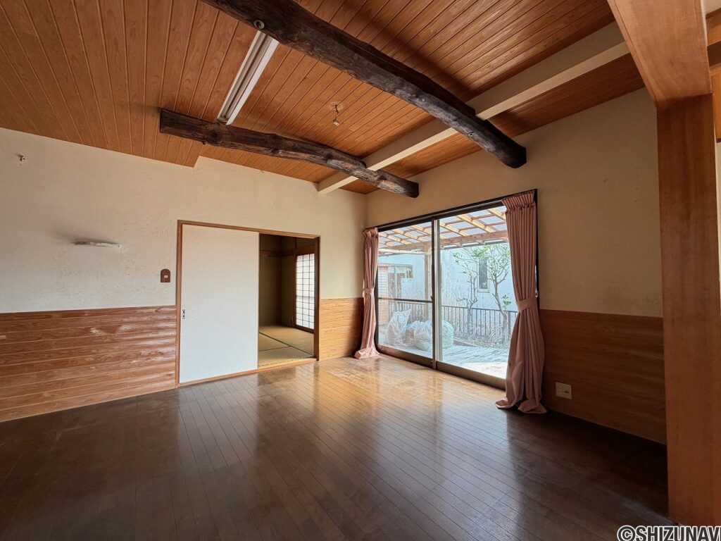 東大場リビング2