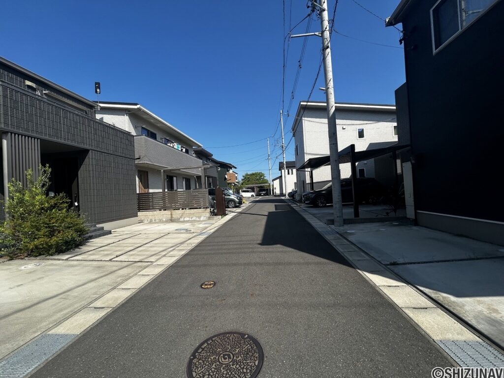 葵区辰起町　2022年築　築浅のセキスイハイム施工の戸建の画像