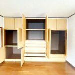【2階洋室8帖】収納