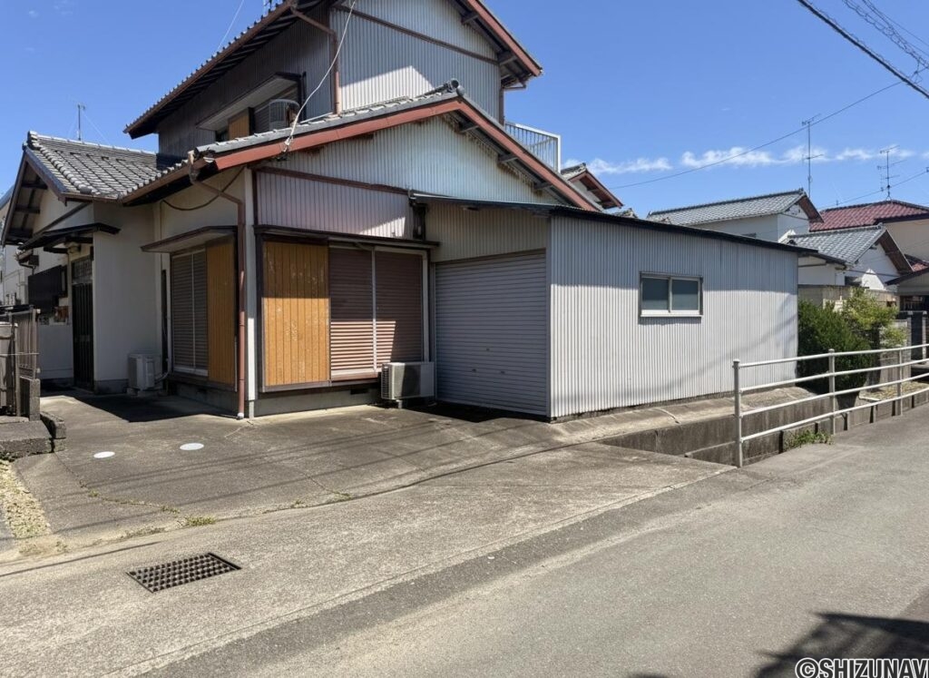 磐田市豊島1500-6　売土地（建築条件なし、解体更地・確定測量渡し）の画像