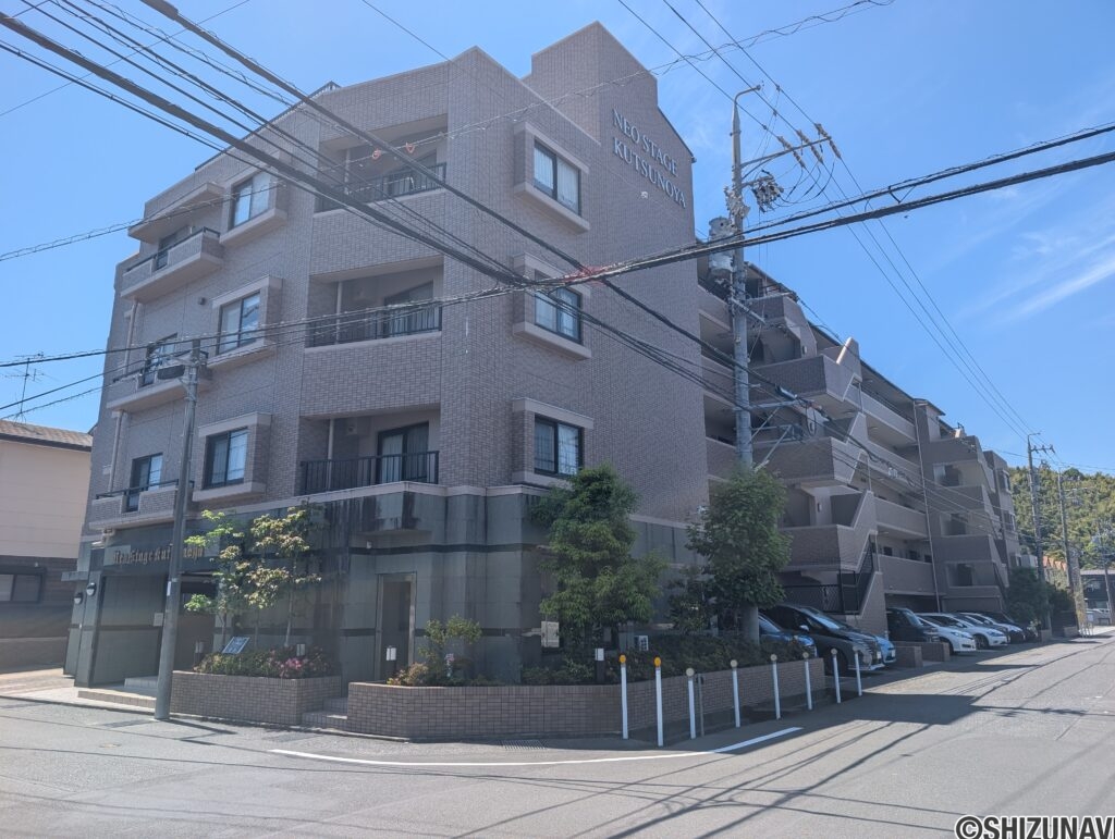 【葵区　ネオステージ沓谷2階】敷地内平置き駐車場有り、ペットと暮らせます♪の画像