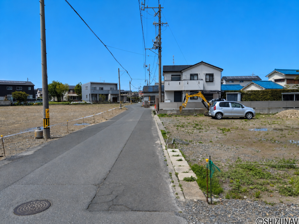 前面道路(南→北)