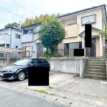 【リフォーム前/外観】外壁屋根は塗装を行います。綺麗な外観で気持ちよく新生活をスタートできるとともに、購入後のメンテナンス費用も抑えられます。