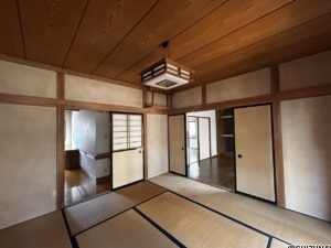 葵区瀬名中央三丁目　部屋数豊富な6LDKの戸建　の画像