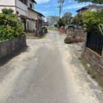 西側前面道路