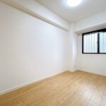 北東側洋室約4帖　別角度