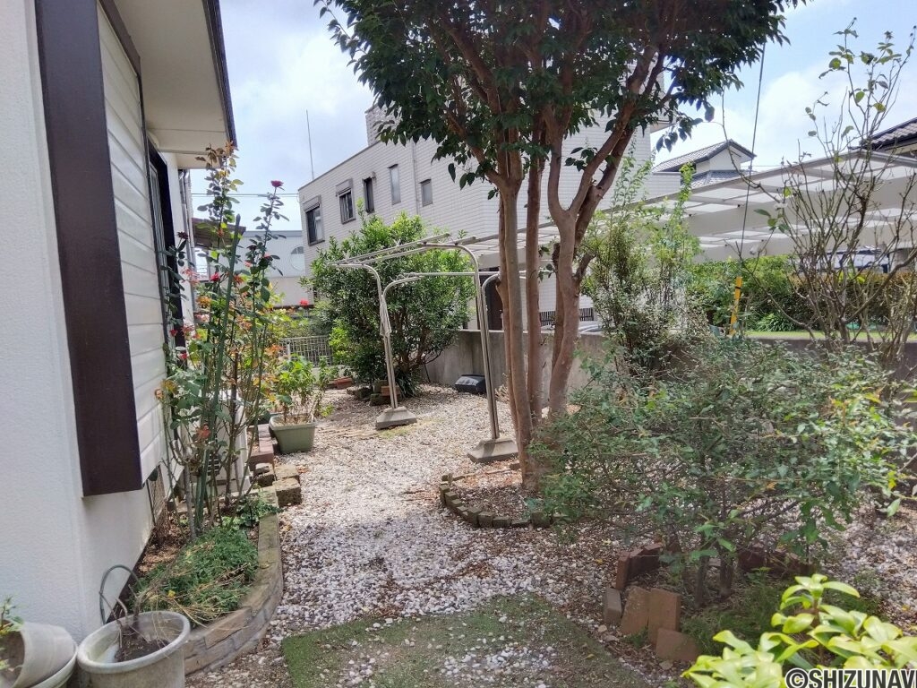 富士市厚原　売り土地　外観