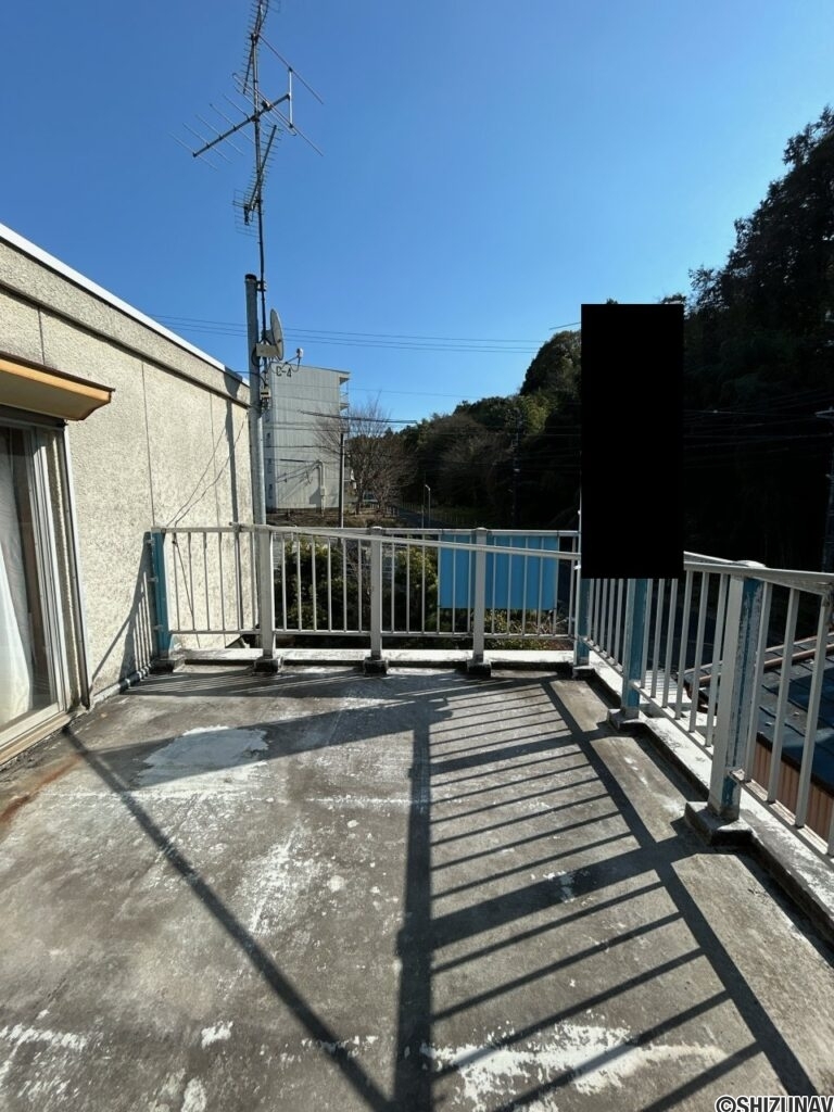 【2階バルコニー】