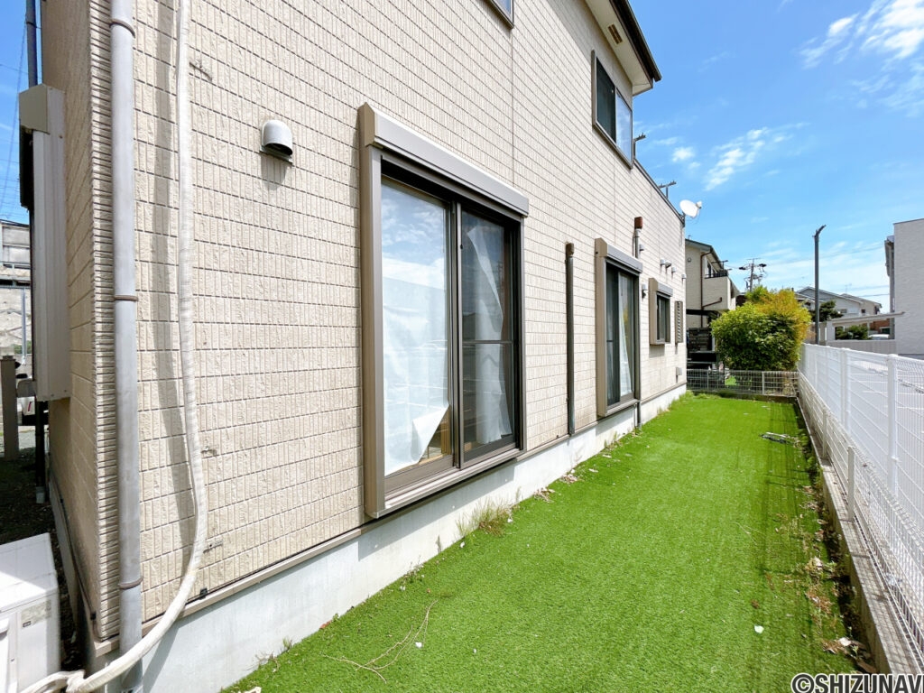 【庭】