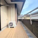 バルコニーも広々としております。