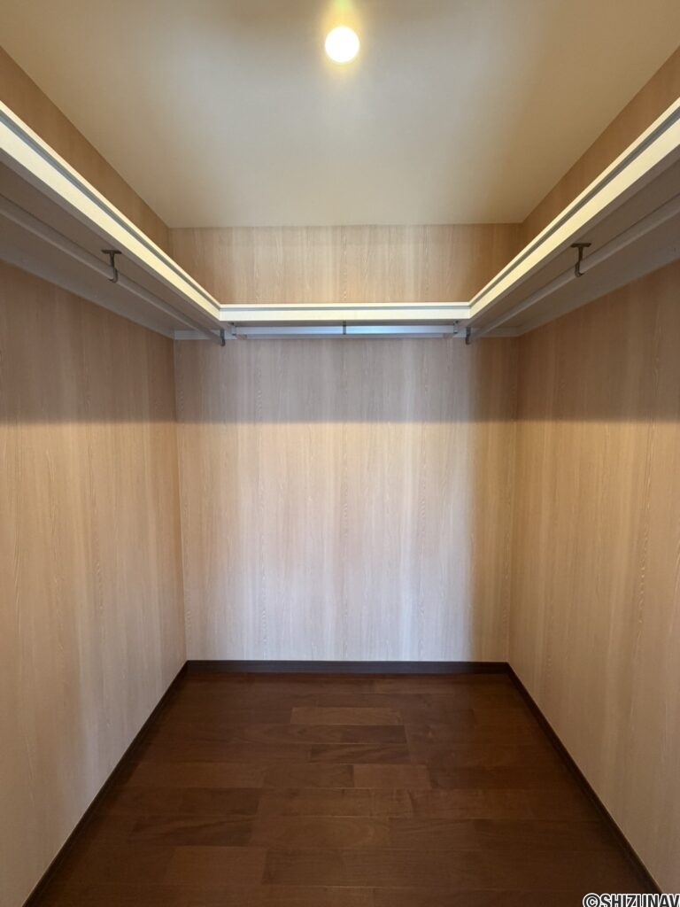 ウォークインクローゼット