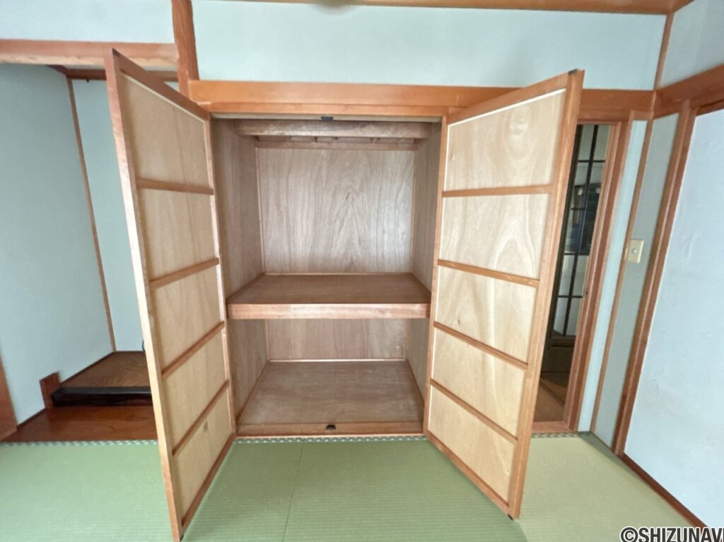 【1階和室】収納