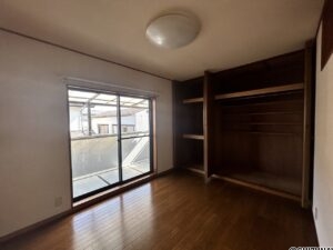 葵区瀬名中央三丁目　部屋数豊富な6LDKの戸建　の画像