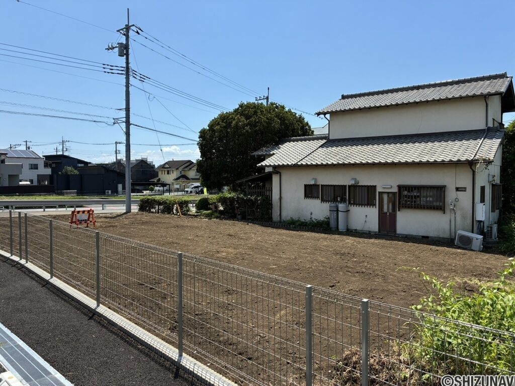 富士市大淵　売り土地　現地外観