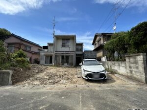 【リフォーム中/外観】別角度