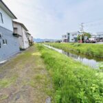 富士市宮島 裏には小川が流れています