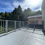 【リフォーム中/バルコニー】（8/17撮影）防水塗装を行いました。ガーデニングや家庭菜園も楽しめるゆとりあるバルコニーです。