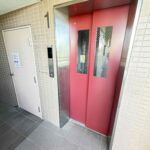 エレベーターもございます。