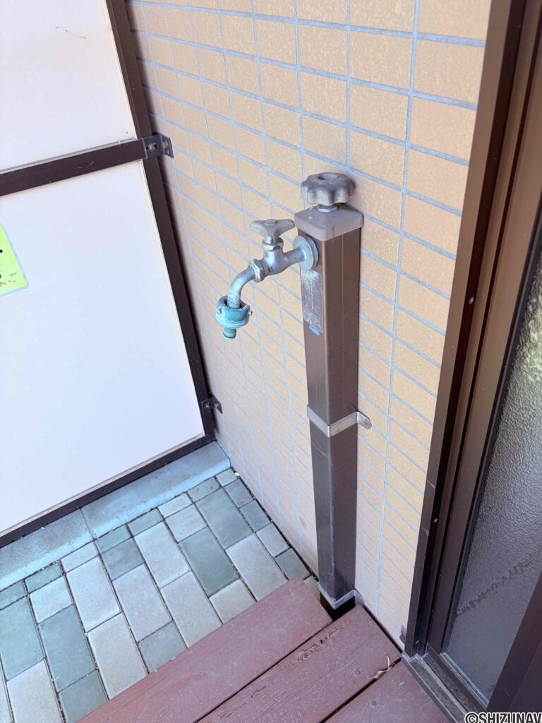 専用庭には外水栓もあります。家庭菜園を愉しんでみてはいかがですか。