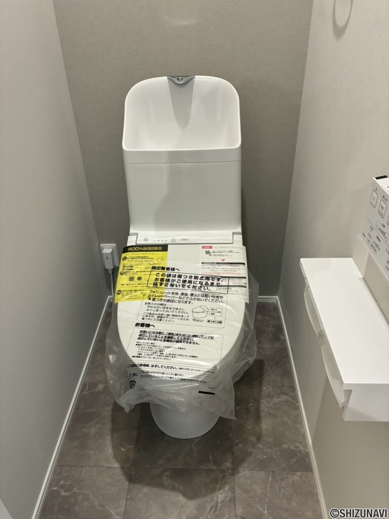 １号棟：２階トイレ