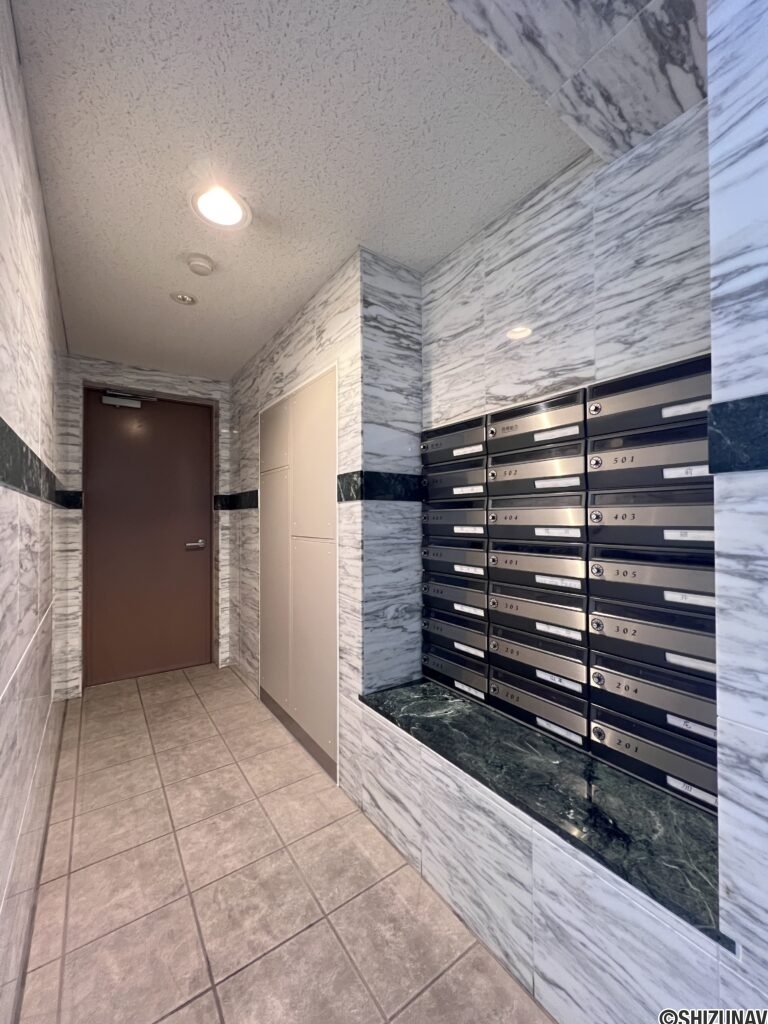 ネオステージ聖一色　2階　角部屋3LDKの画像
