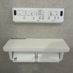 １号棟　トイレットペーパーホルダー・トイレリモコン