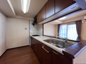 ネオステージ聖一色　2階　角部屋3LDKの画像